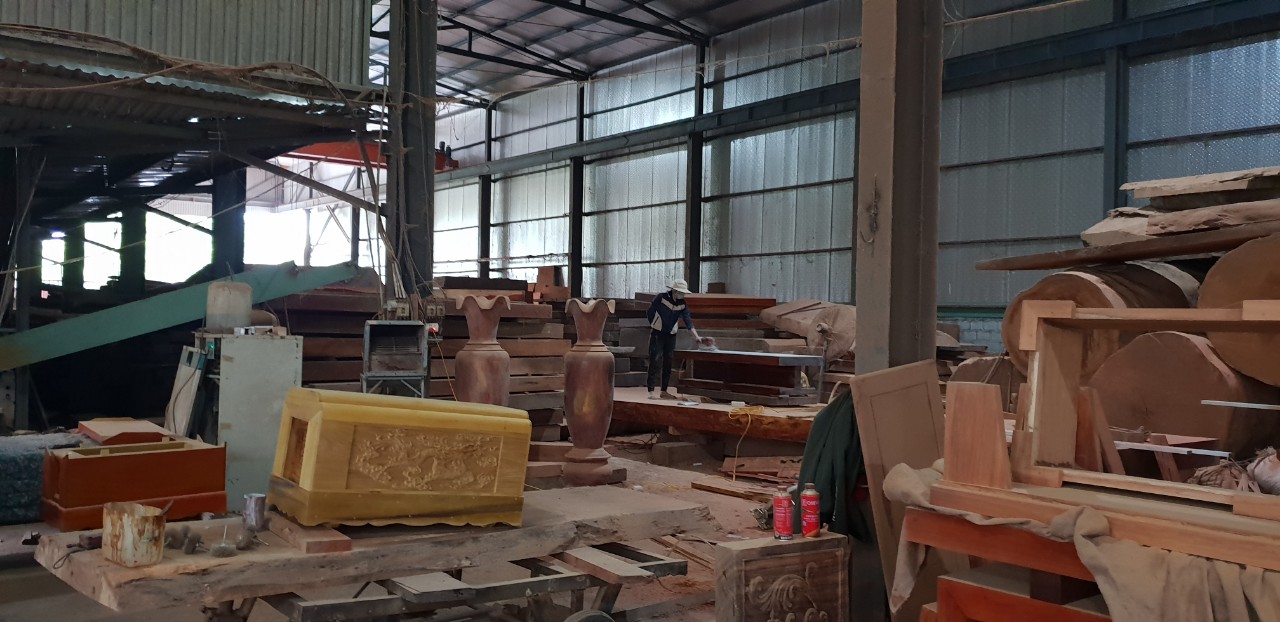 Xưởng gỗ Văn Ba