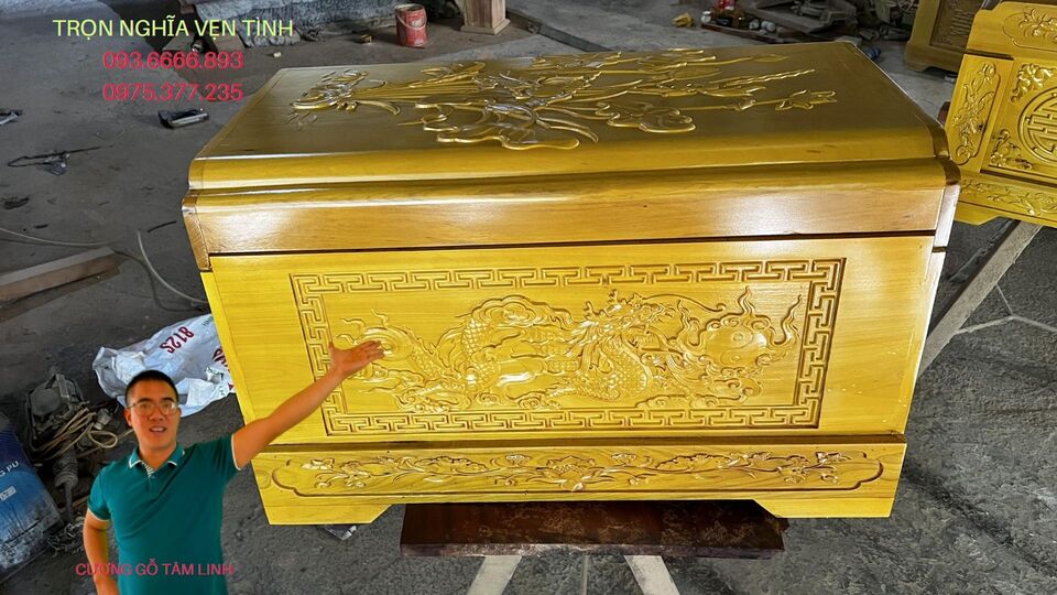 Tiểu quách gỗ vàng tâm